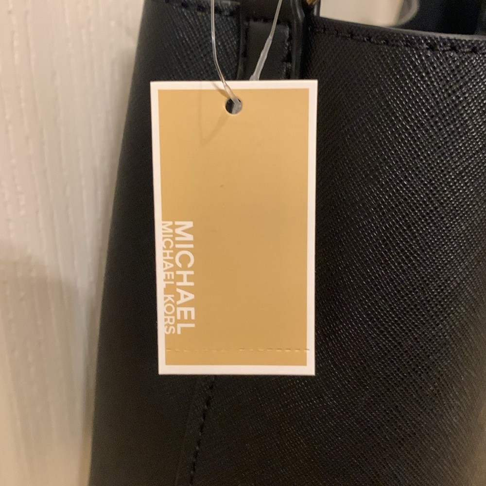 MICHAEL Michael Kors - Picture 4 of 9